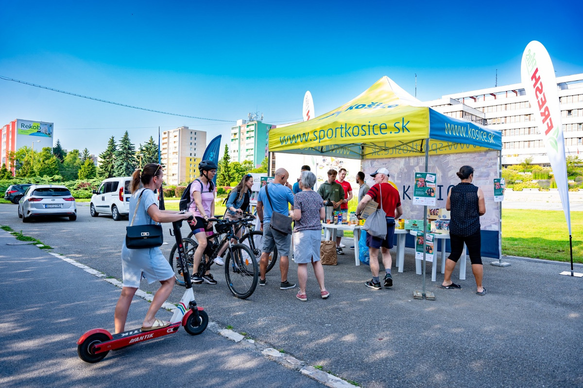 FOTO: Cykloraňajky pred košickým magistrátom, foto 3