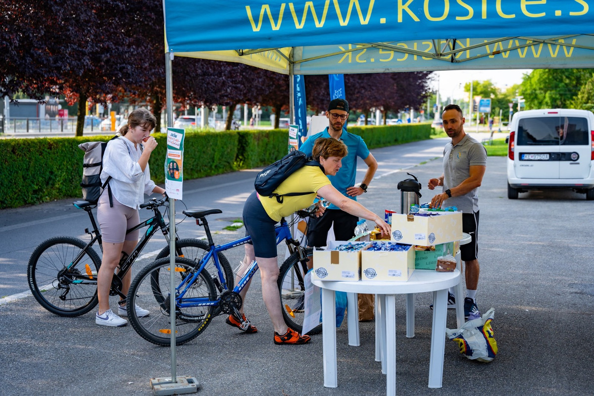 FOTO: Cykloraňajky pred košickým magistrátom, foto 5