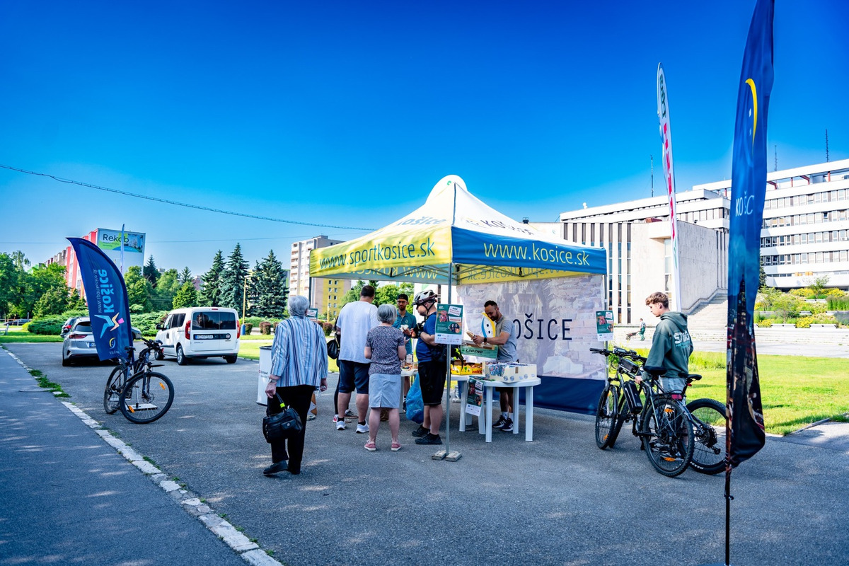 FOTO: Cykloraňajky pred košickým magistrátom, foto 8