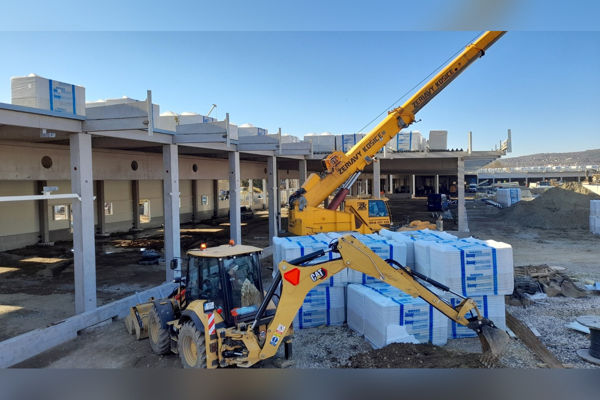 FOTO: Výstavba Obchodného centra Košice, Pri Hati, foto 8