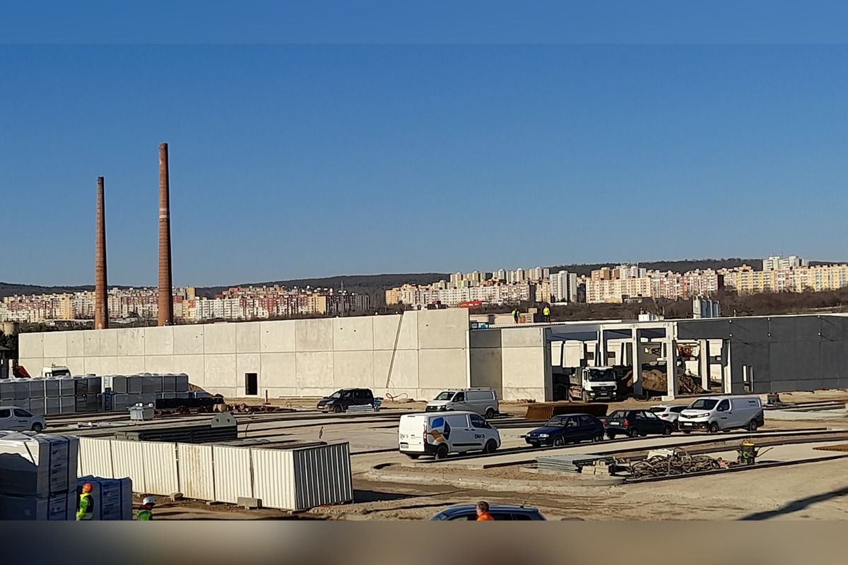 FOTO: Výstavba Obchodného centra Košice, Pri Hati, foto 11