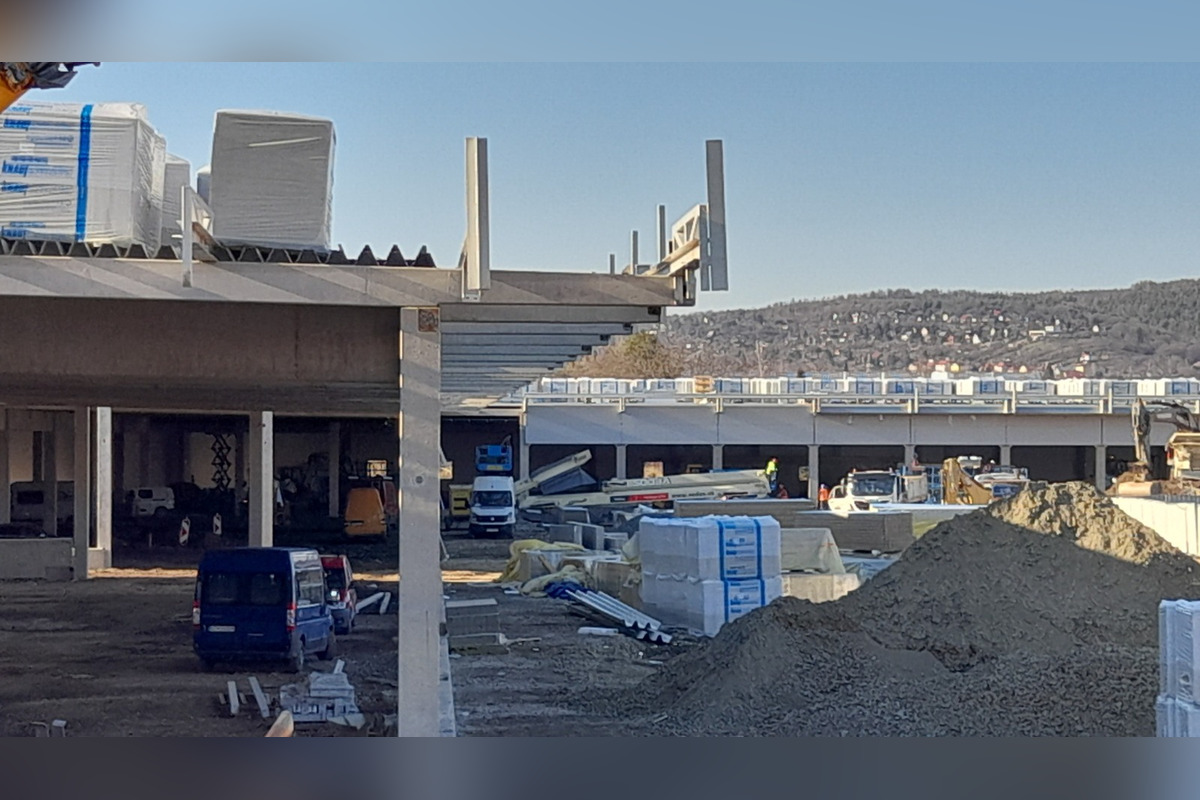 FOTO: Výstavba Obchodného centra Košice, Pri Hati, foto 16