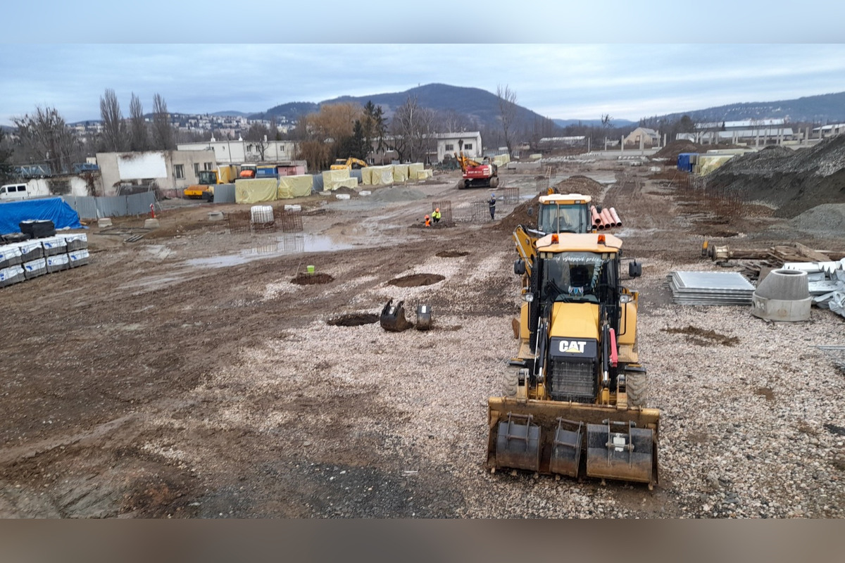 FOTO: Výstavba Obchodného centra Košice, Pri Hati, foto 17