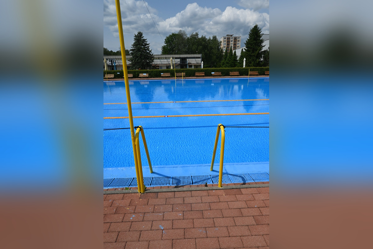 FOTO: Kúpalisko v Spišskej Novej Vsi začína letnú sezónu, foto 10
