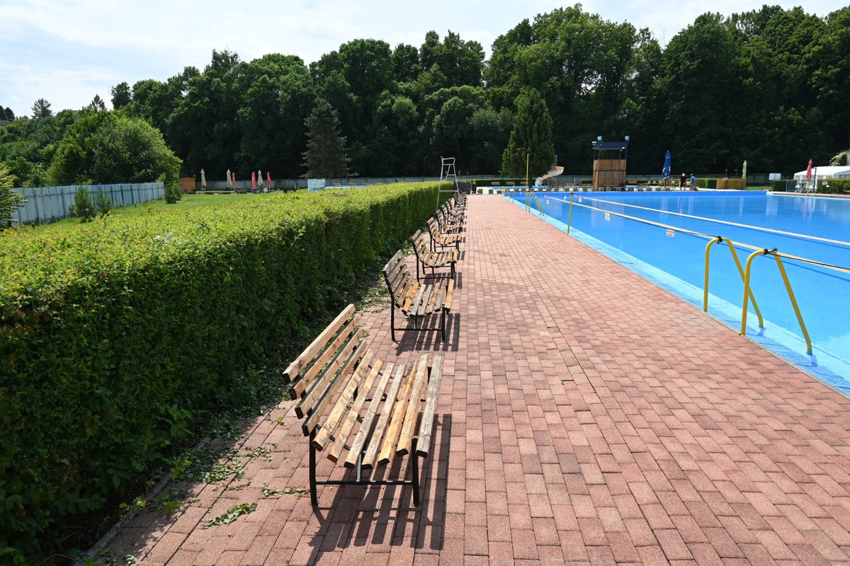 FOTO: Kúpalisko v Spišskej Novej Vsi začína letnú sezónu, foto 14