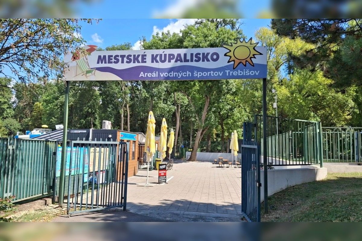 FOTO: Letné kúpalisko v Trebišove, foto 10