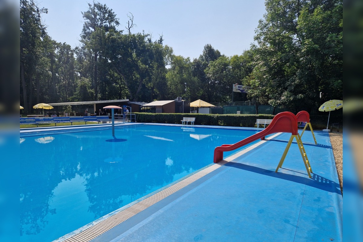 FOTO: Letné kúpalisko v Trebišove, foto 17