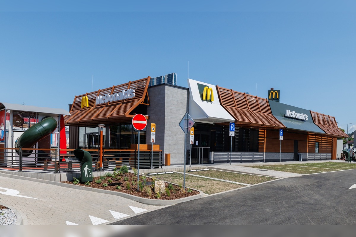 FOTO: V Spišskej Novej Vsi otvorili prvý McDonald´s, foto 2