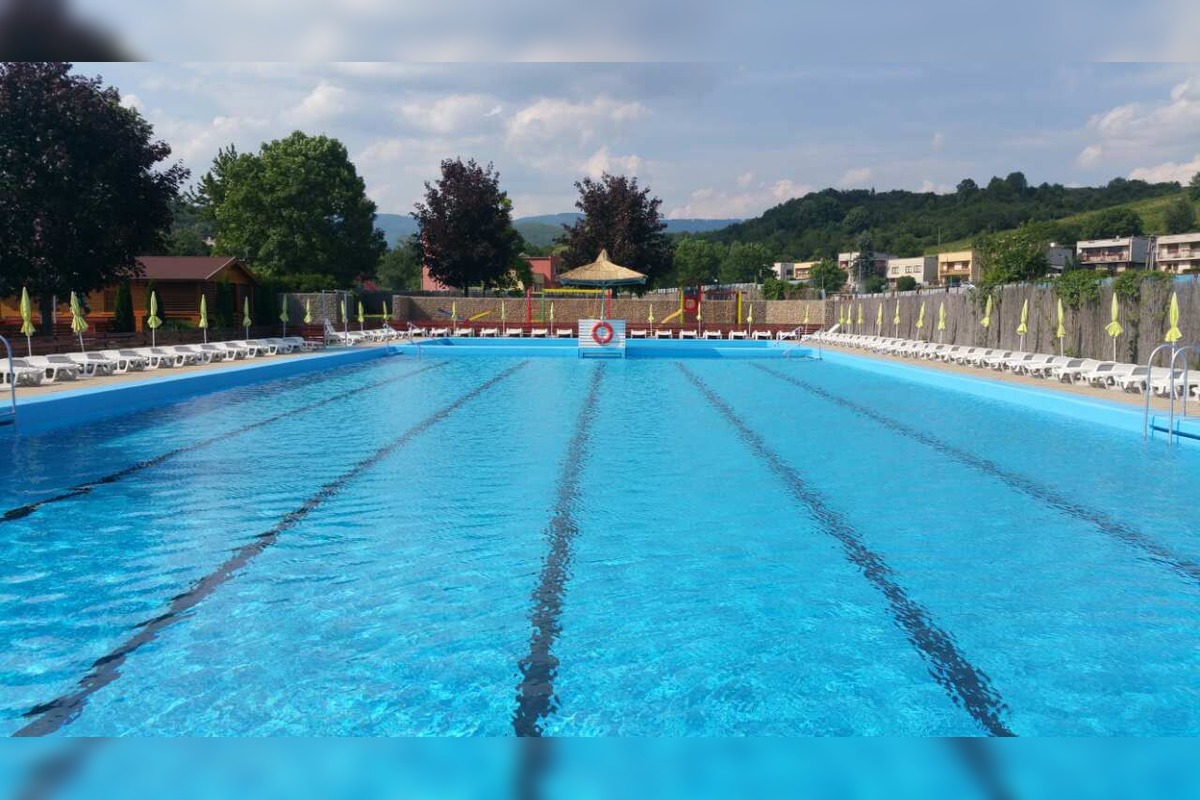 FOTO: Kúpalisko v Medzeve otvára letnú sezónu, foto 4