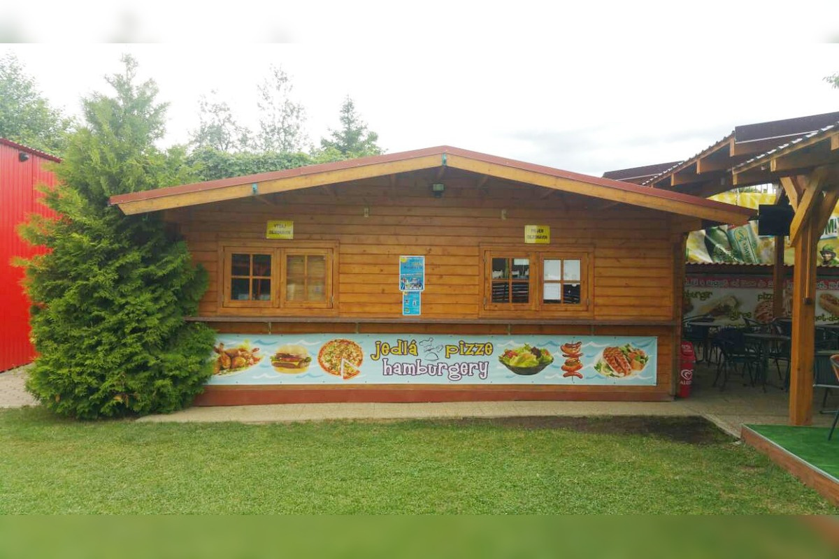 FOTO: Kúpalisko v Medzeve otvára letnú sezónu, foto 9