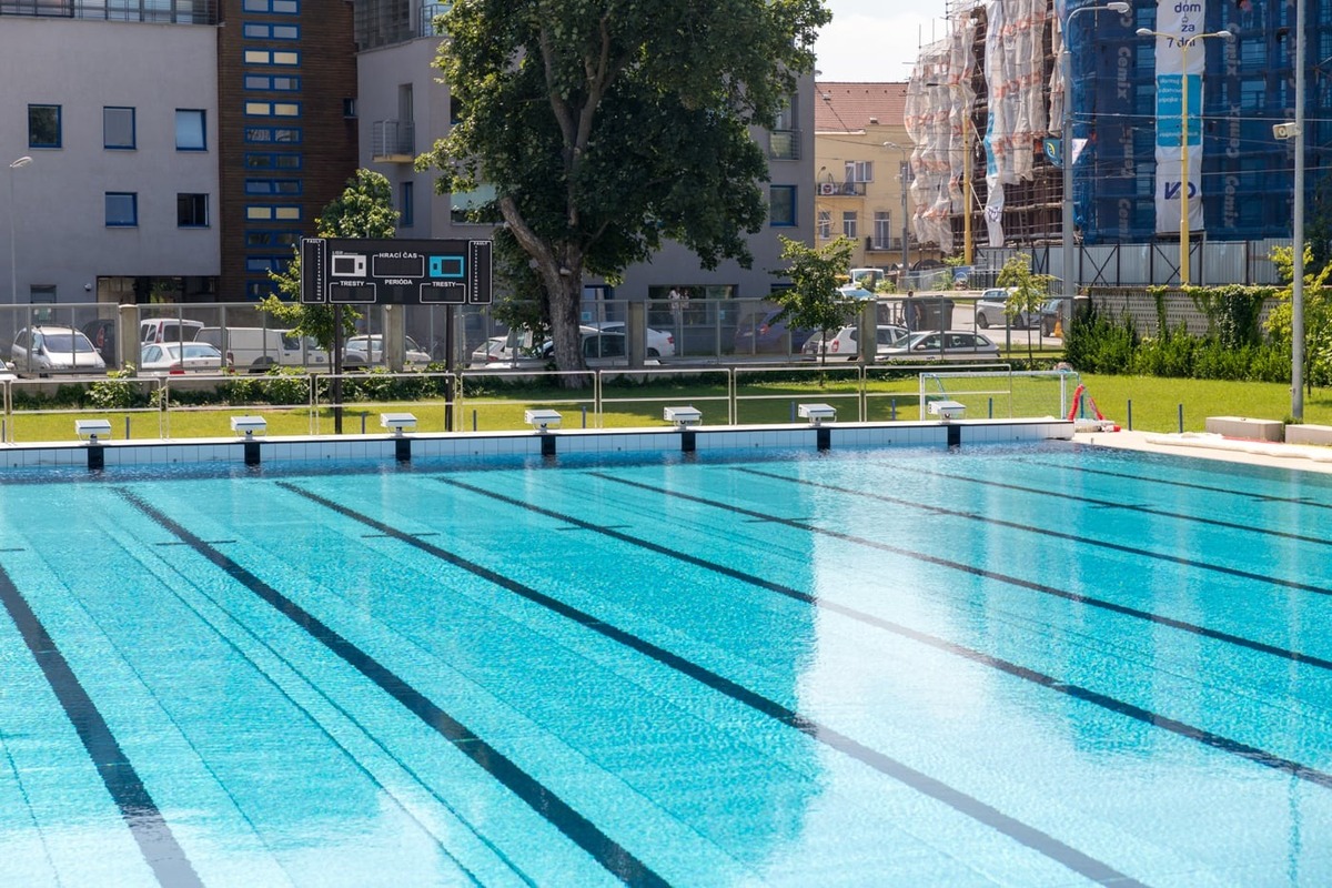 FOTO: Košické kúpalisko Červená Hviezda začína letnú sezónu, foto 7