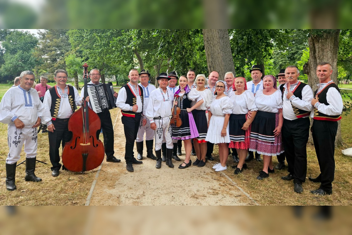 Cez víkend zavítali návštevníci na Poľovnícky deň aj na Valalské oslavy, foto 8