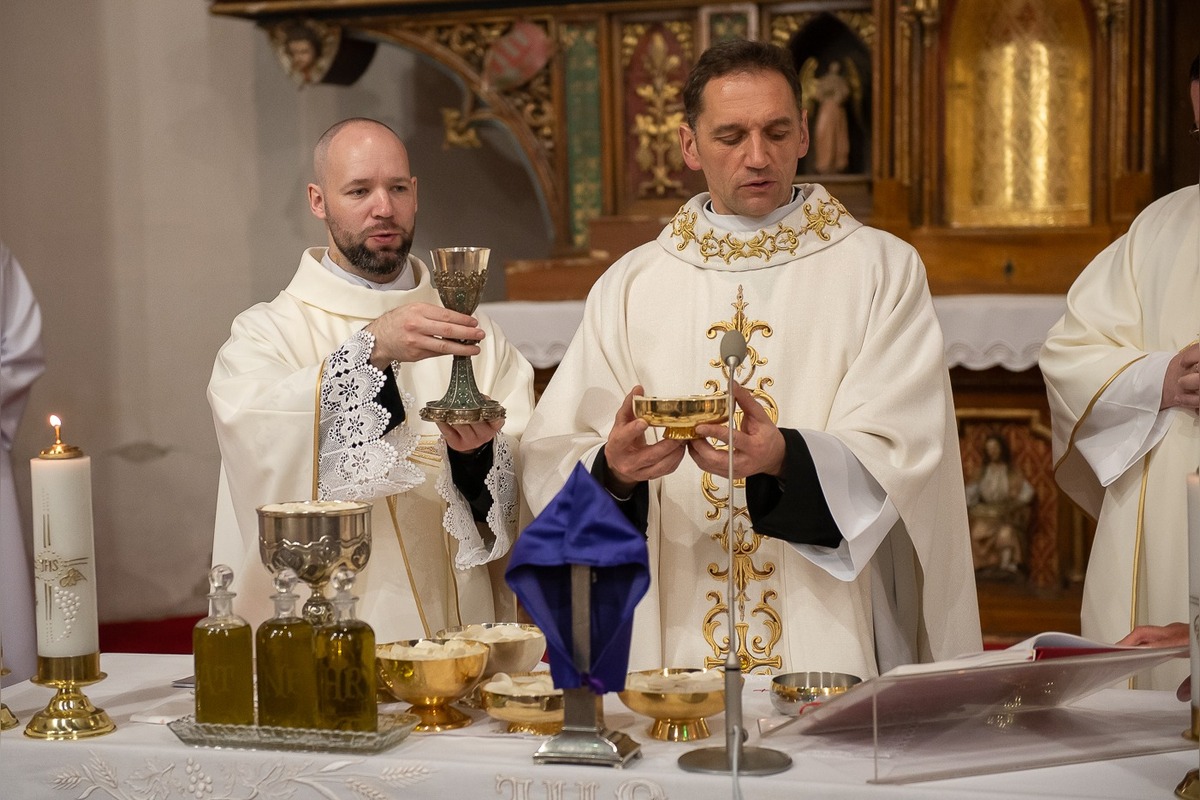 FOTO: Spišiaci sa lúčia s kaplánom Marekom Jamrichom, foto 3