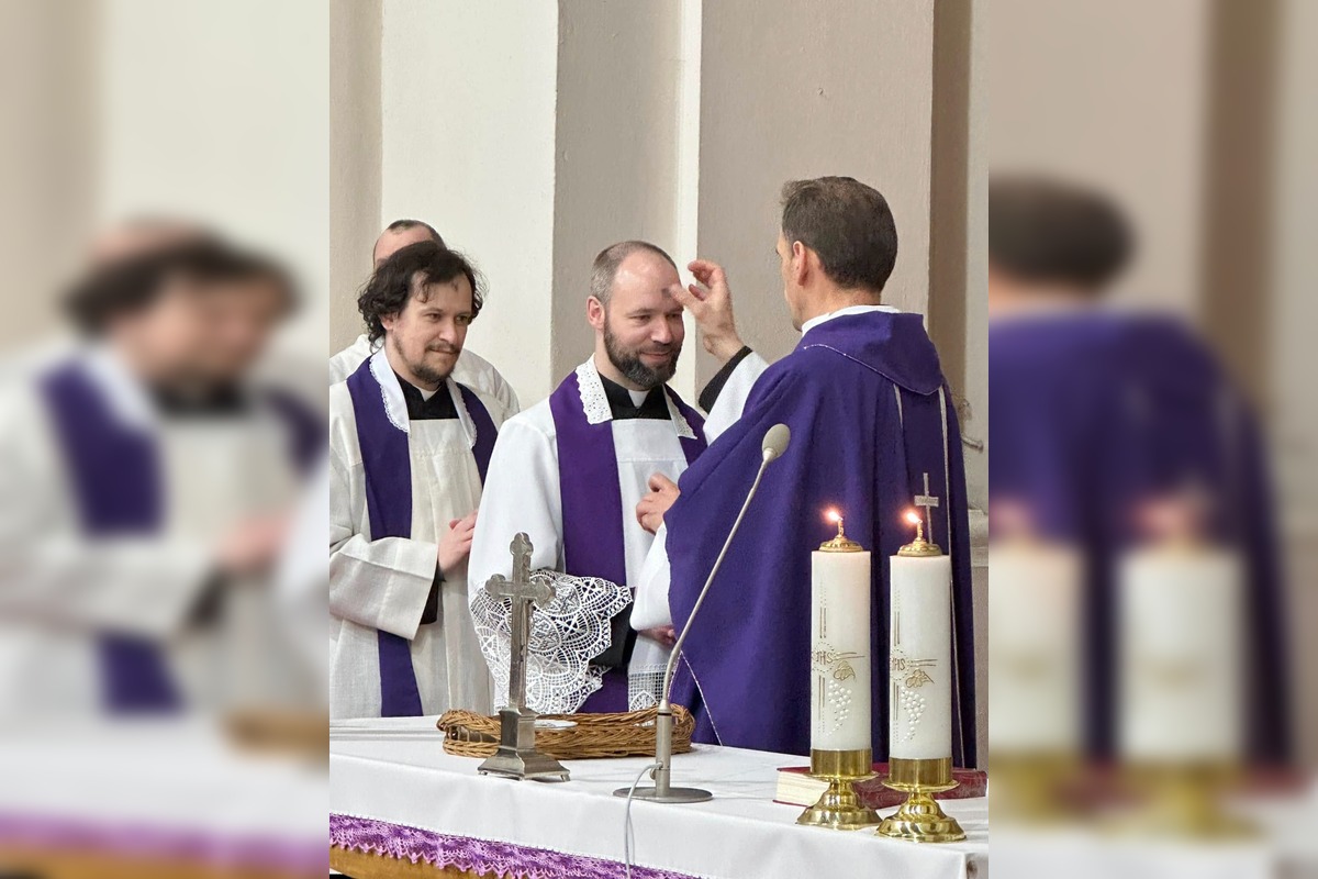 FOTO: Spišiaci sa lúčia s kaplánom Marekom Jamrichom, foto 12