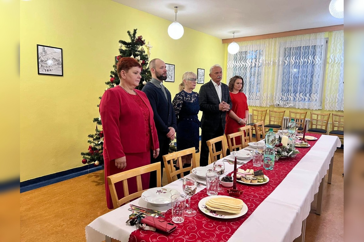 FOTO: Spišiaci sa lúčia s kaplánom Marekom Jamrichom, foto 13