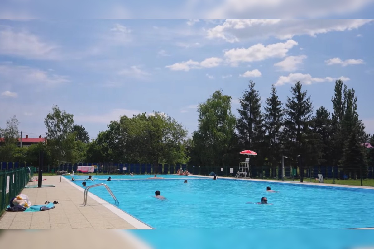 FOTO: Mestské kúpalisko v Sobranciach, foto 2