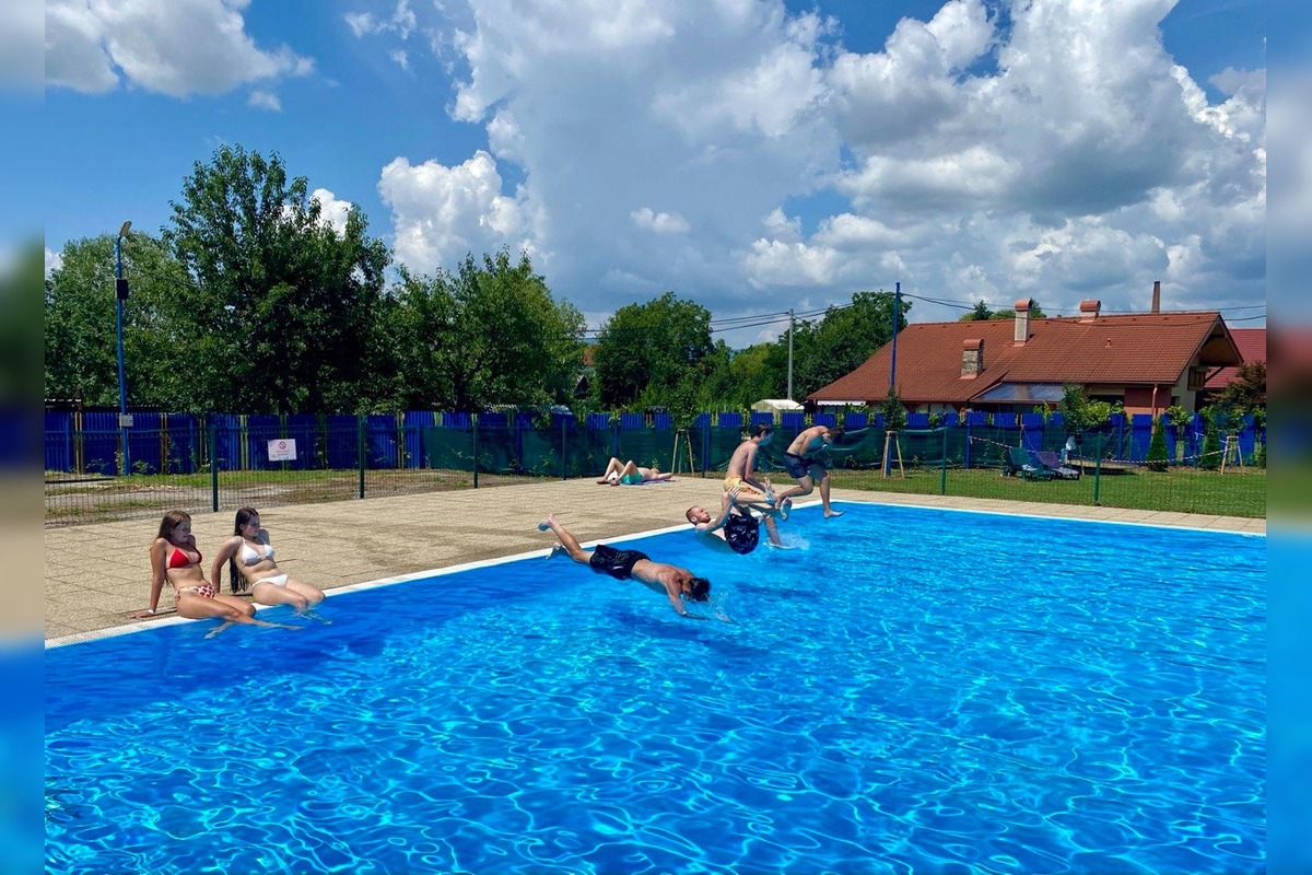 FOTO: Mestské kúpalisko v Sobranciach, foto 5