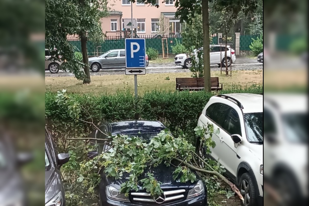 FOTO: Supercela v Košickom kraji zasiahla. Vodiči hlásia neprejazdné úseky, foto 4