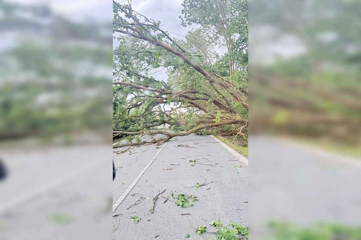 FOTO: Supercela v Košickom kraji zasiahla. Vodiči hlásia neprejazdné úseky, foto 6