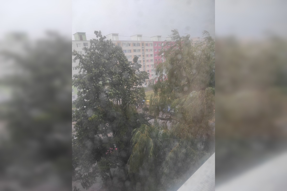 FOTO: Supercela v Košickom kraji zasiahla. Vodiči hlásia neprejazdné úseky, foto 15