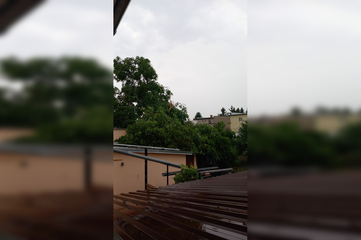 Košickým krajom sa v prvý pracovný deň prehnala ničivá smršť, foto 3