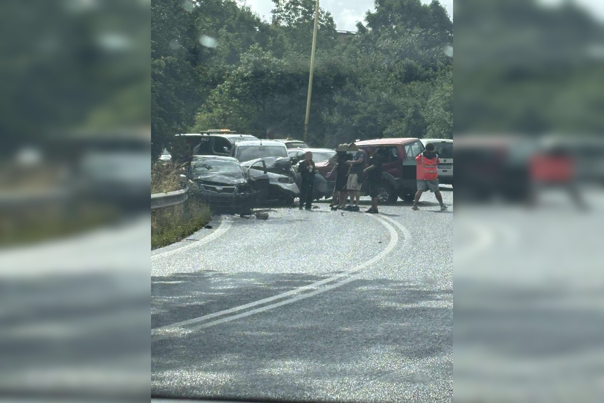 FOTO: Hromadná nehoda na Sečovskej, foto 9