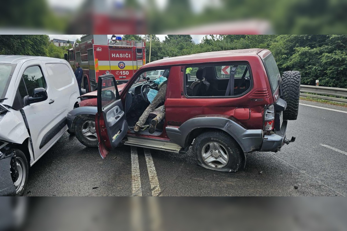 FOTO: Hromadná nehoda na Sečovskej, foto 4