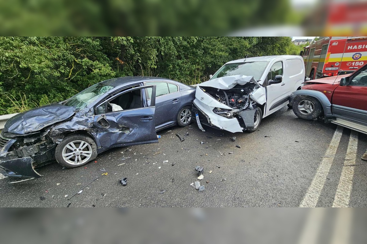 FOTO: Hromadná nehoda na Sečovskej, foto 6