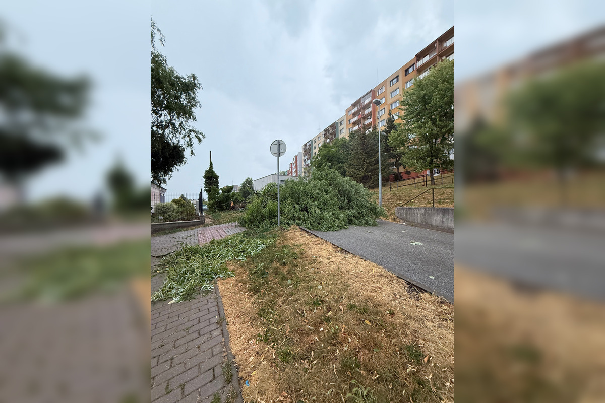 Supercelárna búrka v úvode minulého týždňa zanechala za sebou poriadnu spúšť, foto 2