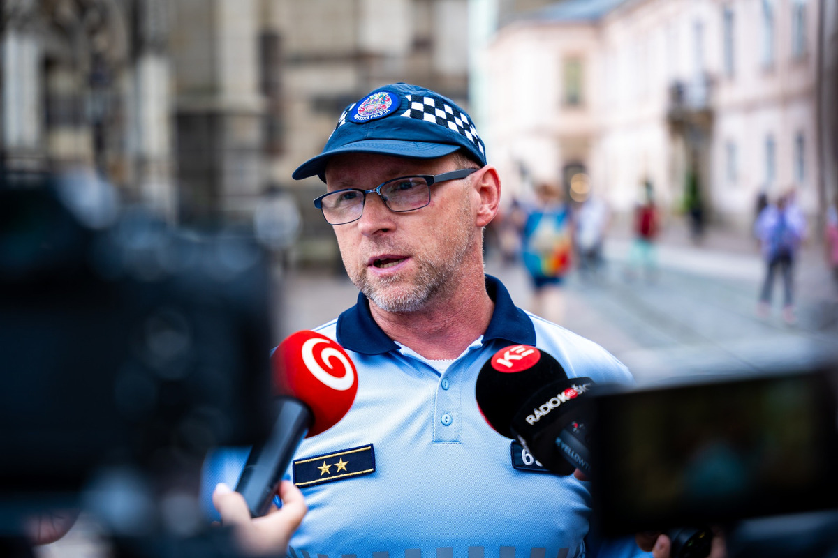 FOTO: Cyklistov aj kolobežkárov prekvapila meracia akcia priamo v historickom centre Košíc, foto 4