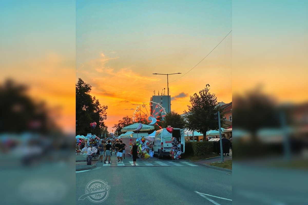 FOTO: Takto vyzerali Spišské Trhy 2024, priniesli tradičné stánky, kolotoče i koncerty, foto 13