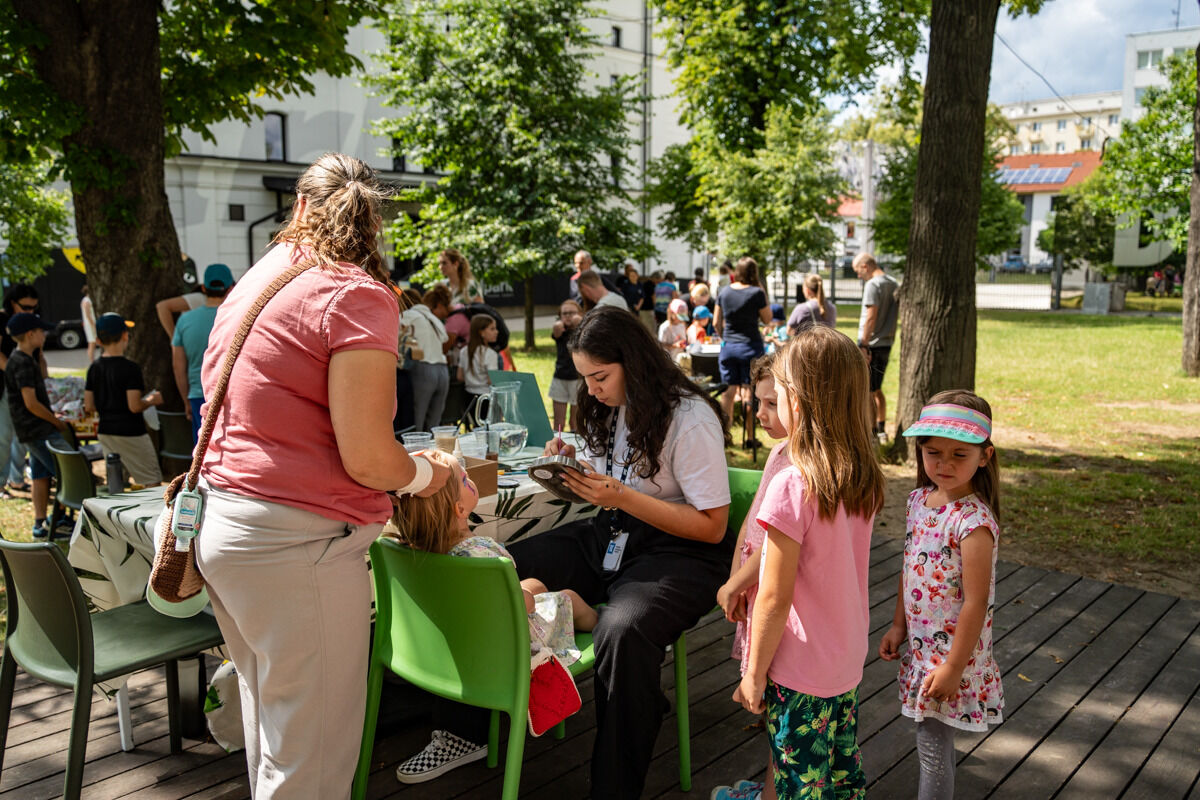 Východniari si užívali víkend v mestách aj obciach, foto 5