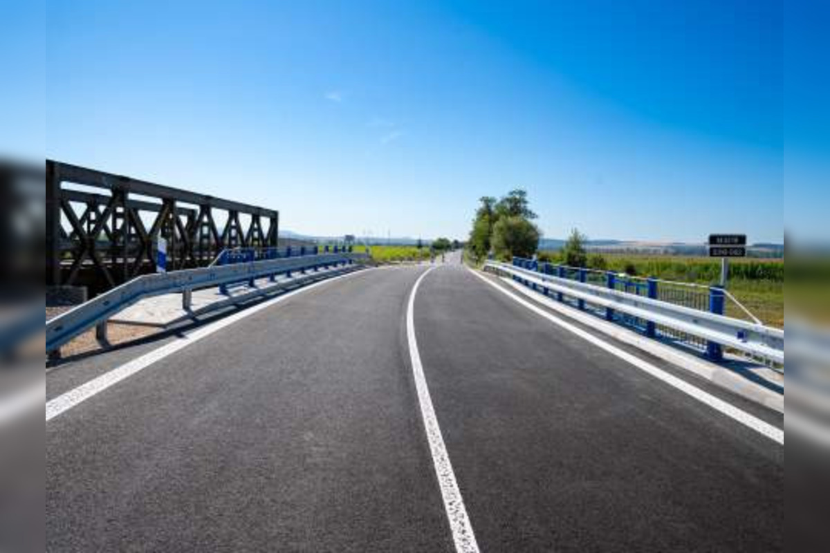 Most medzi Buzicou a Mokrancami už oficiálne otvorili, foto 1