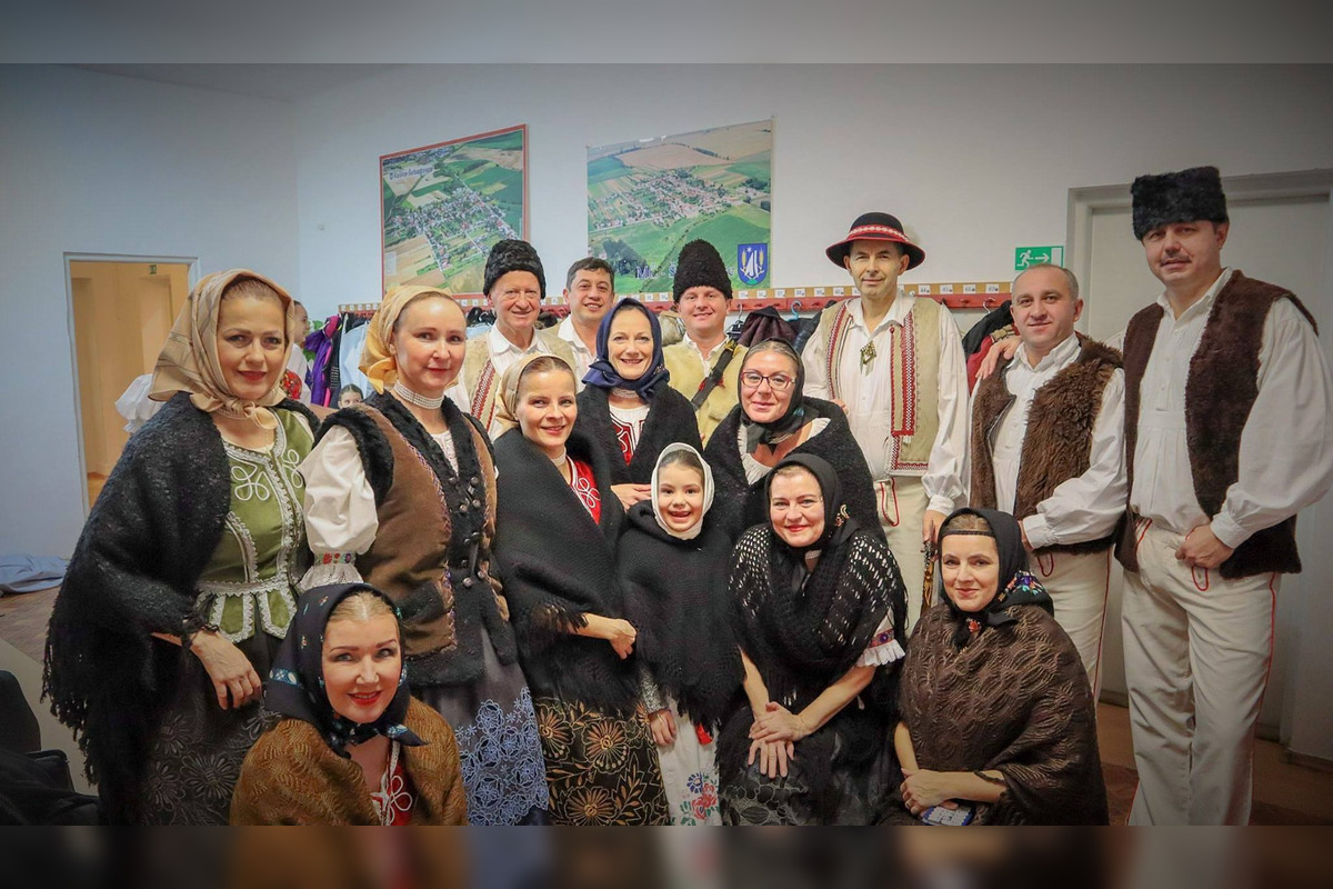 Zosnulý folklorista Stanislav bol členom Folklórneho Klubu Omladina z Košíc , foto 3