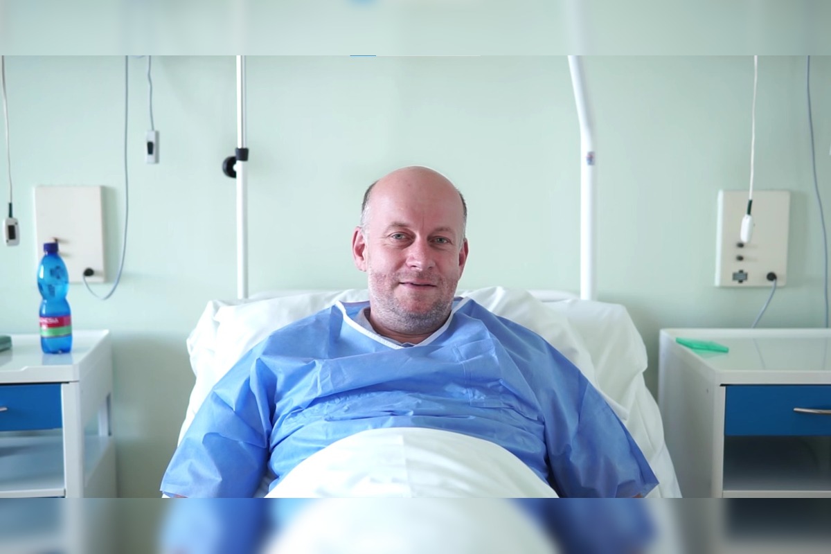 FOTO: Pacient UNLP v Košiciach zložil na znak vďaky pre zdravotníkov pieseň. Za srdce chytí aj vás, foto 8