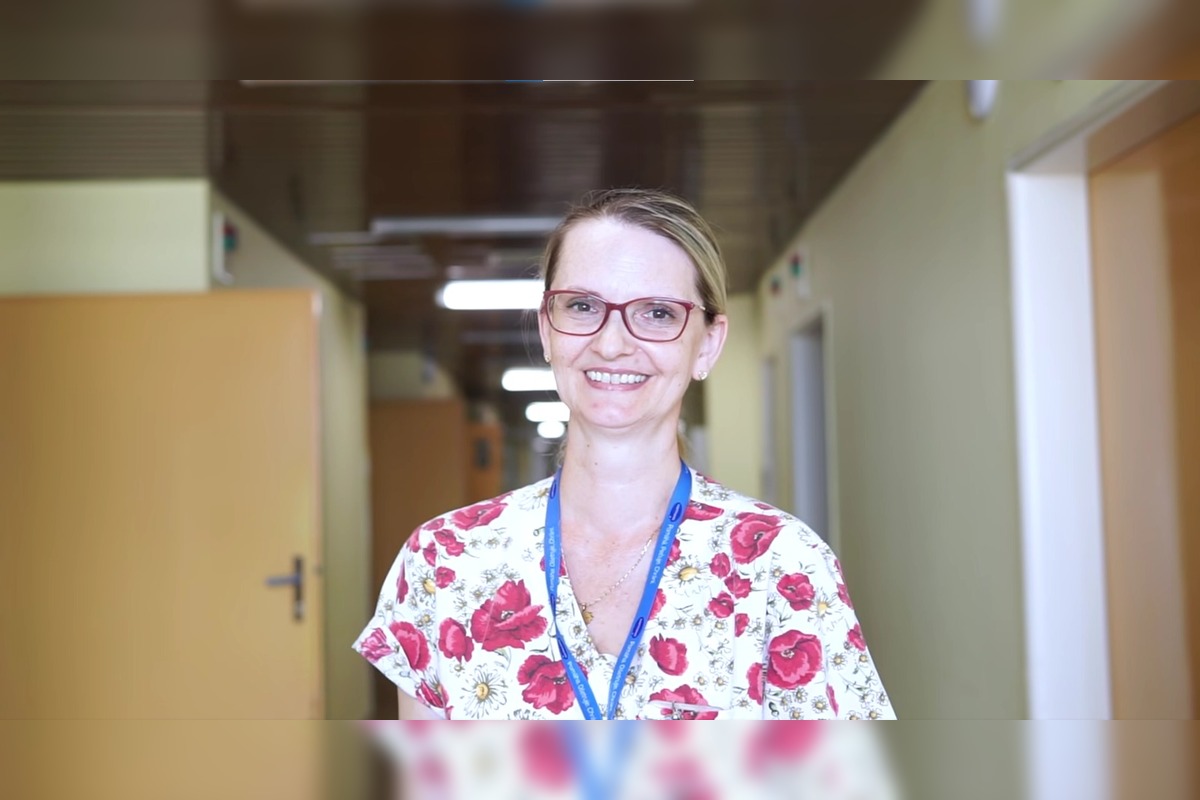 FOTO: Pacient UNLP v Košiciach zložil na znak vďaky pre zdravotníkov pieseň. Za srdce chytí aj vás, foto 10