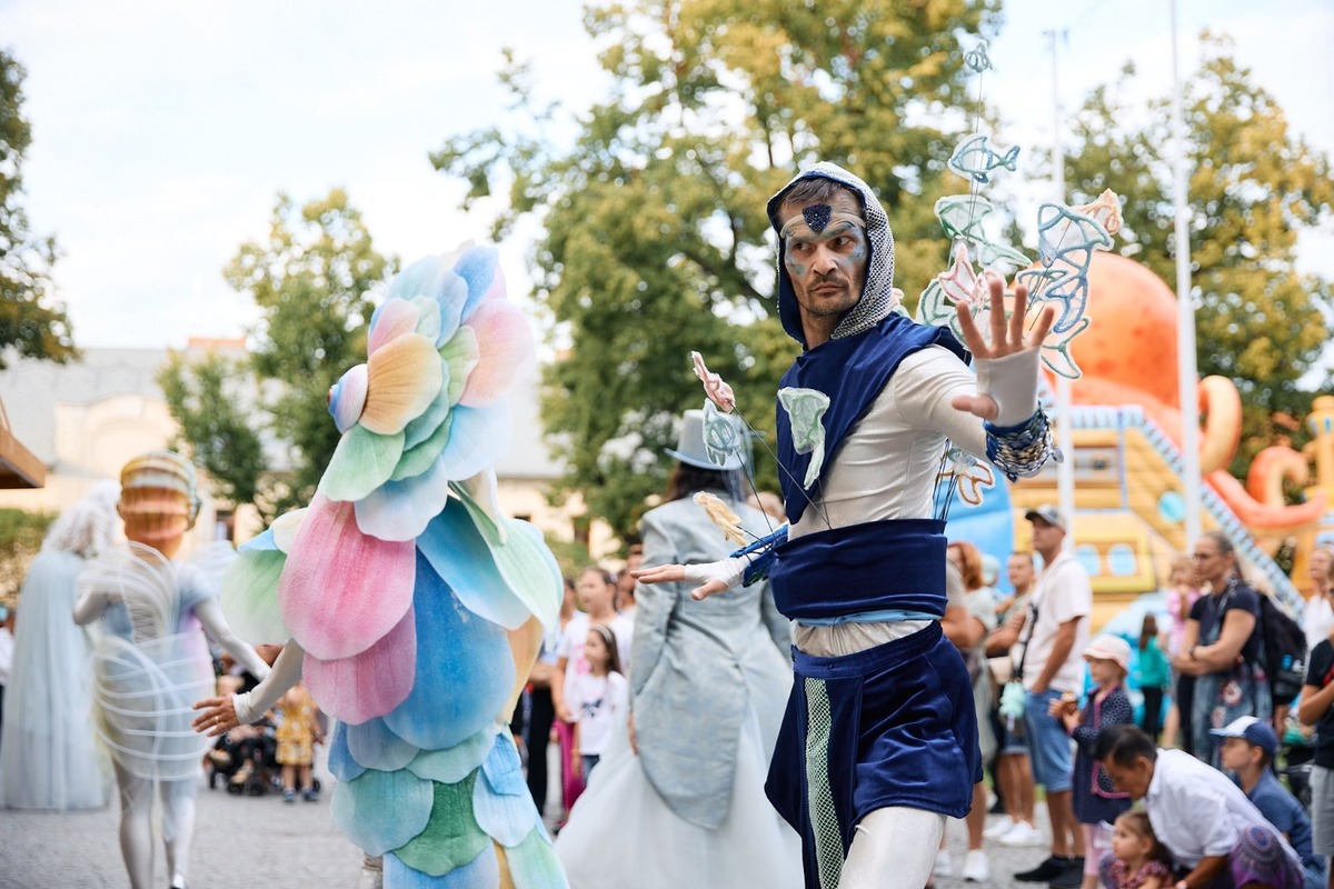 FOTO: V Spišskej Novej Vsi ožili cez víkend Živé sochy, foto 11