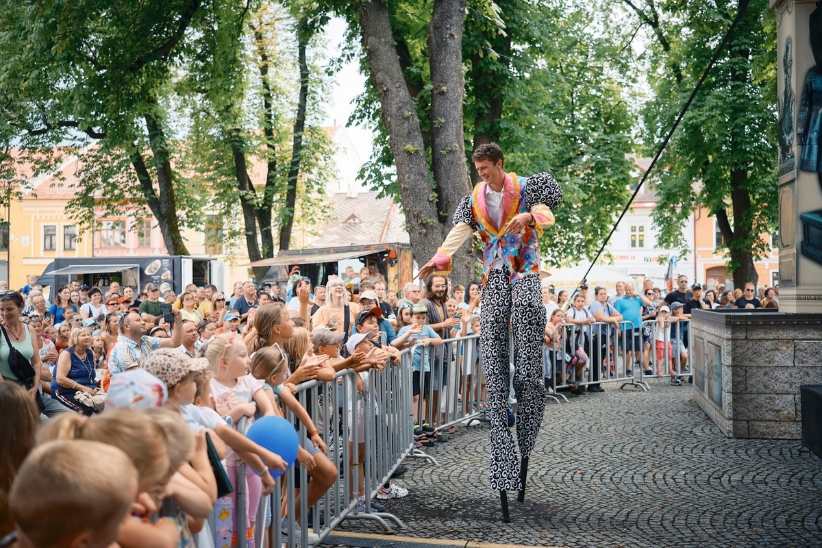FOTO: V Spišskej Novej Vsi ožili cez víkend Živé sochy, foto 30