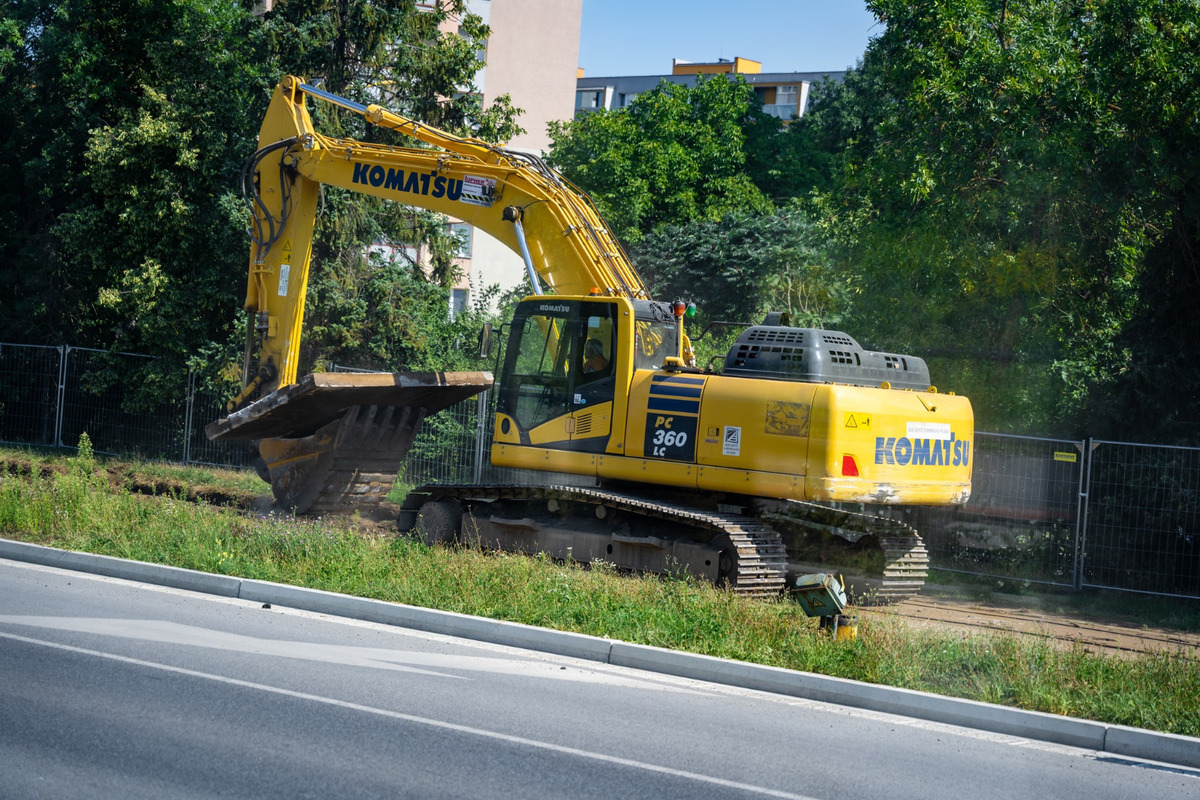Modernizácia električkovej trati na košickom sídlisku Nad jazerom je v plnom prúde, foto 1
