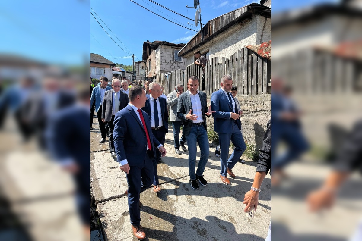 FOTO: Minister Drucker na rokovaní v Richnave, foto 1