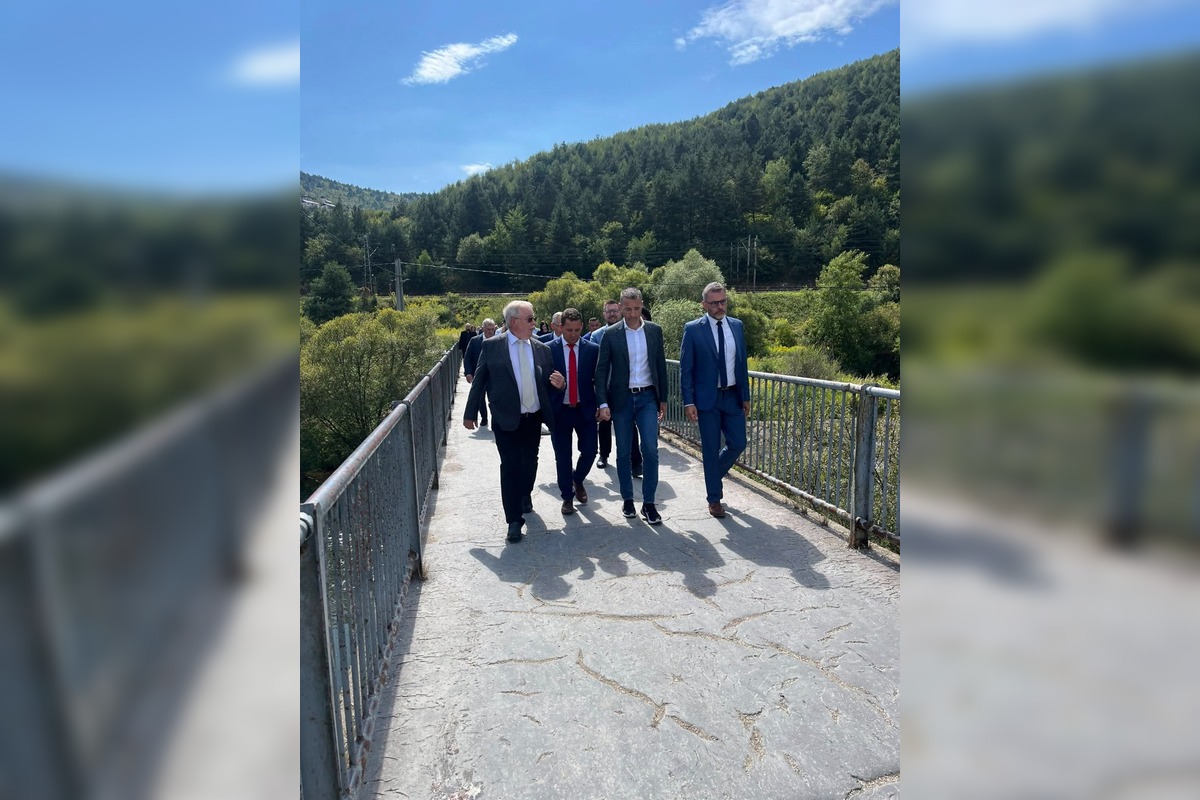 FOTO: Minister Drucker na rokovaní v Richnave, foto 2