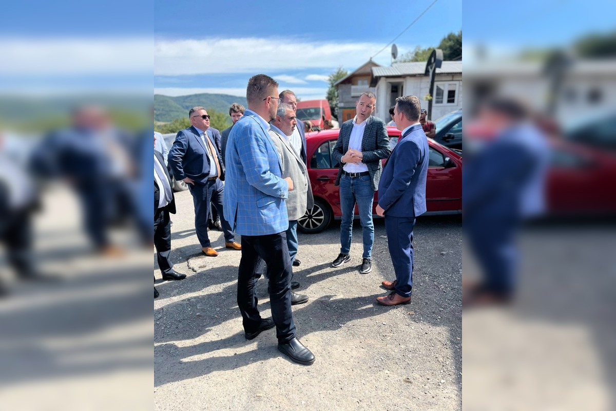 FOTO: Minister Drucker na rokovaní v Richnave, foto 3