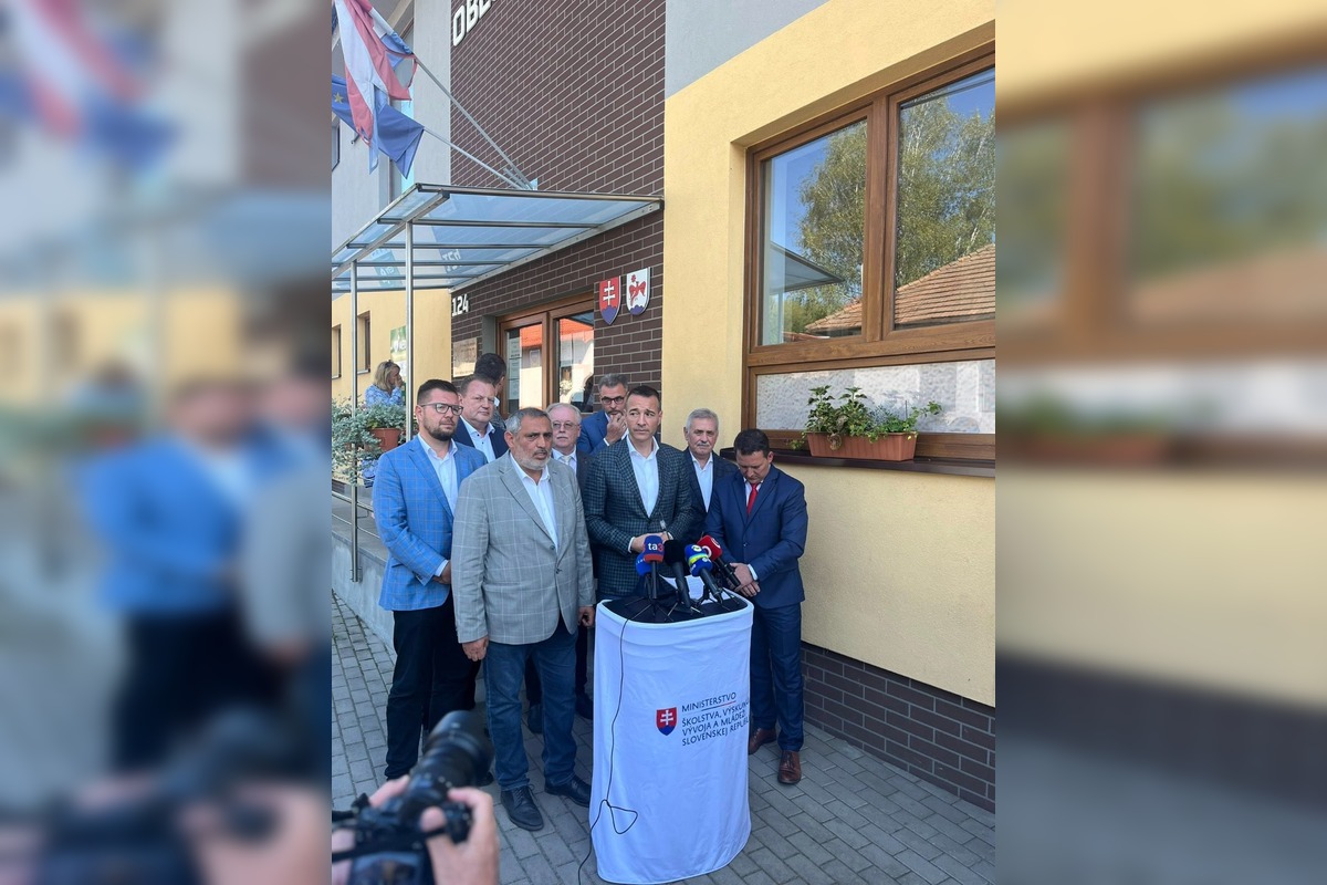 FOTO: Minister Drucker na rokovaní v Richnave, foto 5