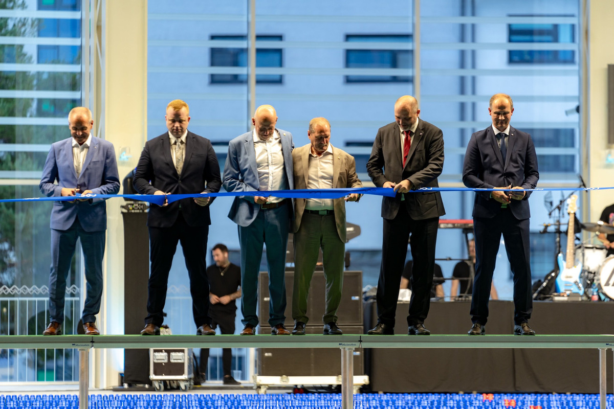 Metropola východu cez víkend otvorila najmodernejší plavecký komplex vo veľkom štýle, foto 2