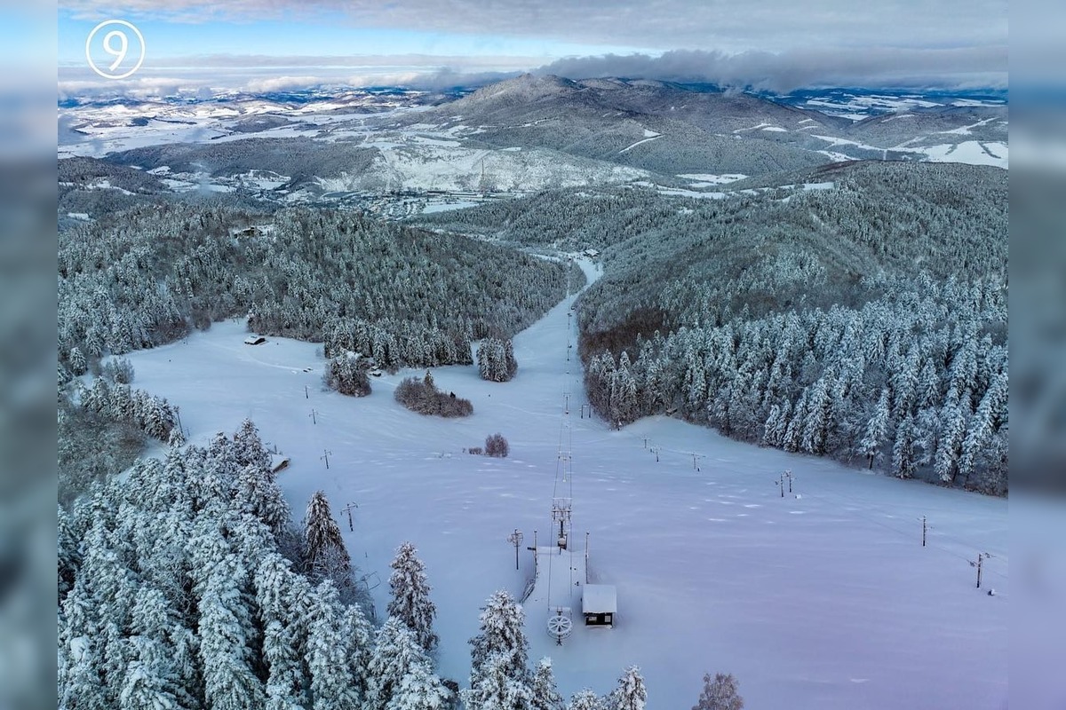 FOTO: Lyžiarske stredisko Plejsy ide do dražby, foto 5