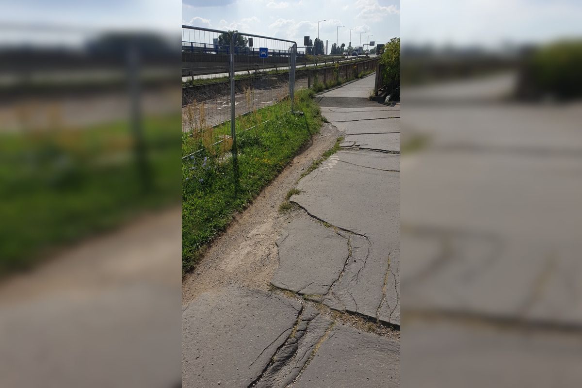 Košičan upozorňuje, že jediný prístupový chodník na Jazero, je v dezolátnom stave, foto 1