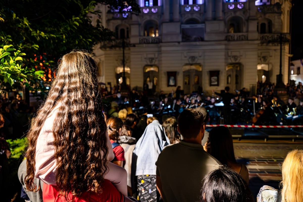 FOTO: Nestihli ste nočnú šou na Spievajúcej fontáne? Z tej nádhery vám padne sánka, foto 8
