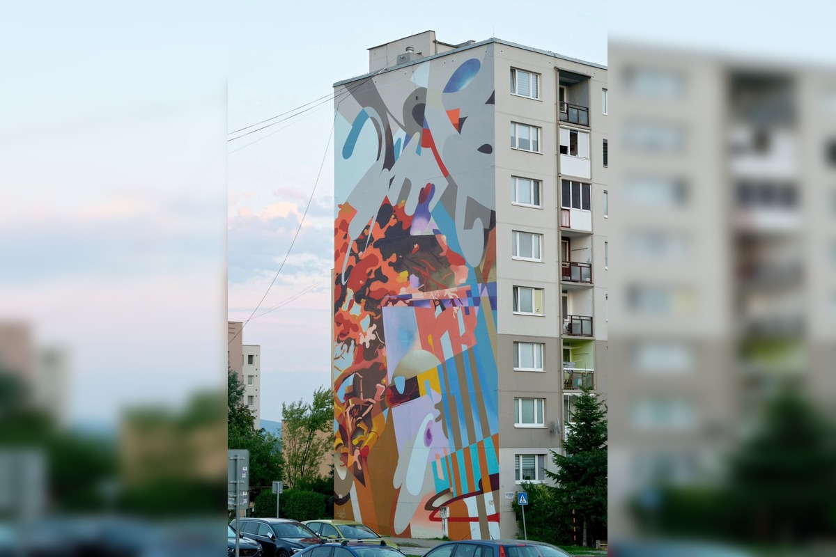 FOTO: Budovy na KVP a v Myslave ožili streetartovým umením, foto 14