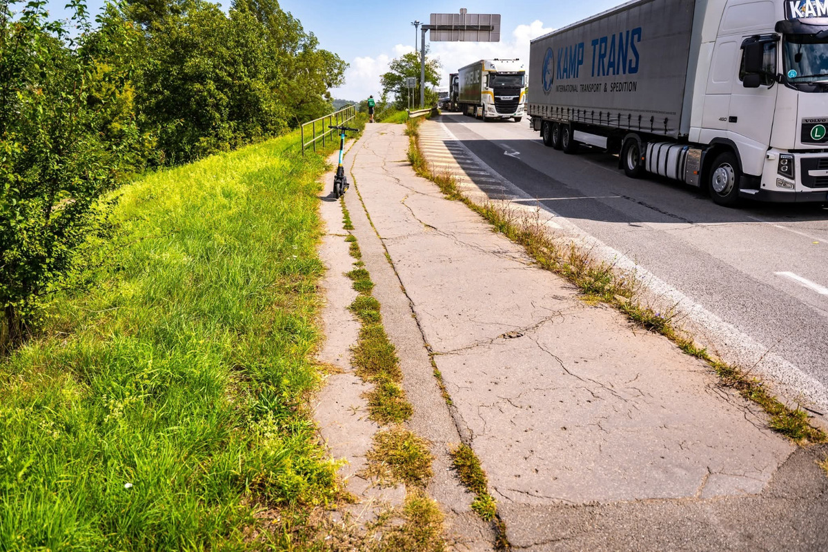 FOTO: Chodník na košickom moste VSS uzavreli, foto 1