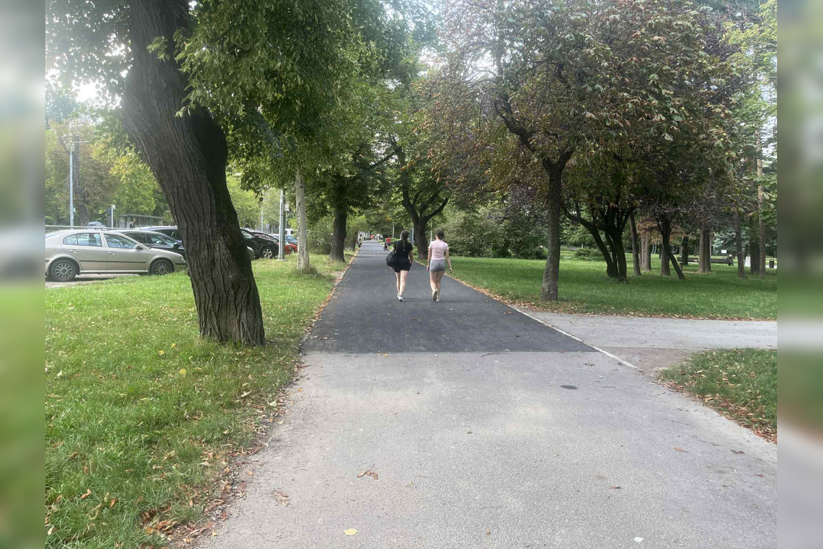 FOTO: Chodník pri Kembridži v Košiciach dostal nový šat, foto 6